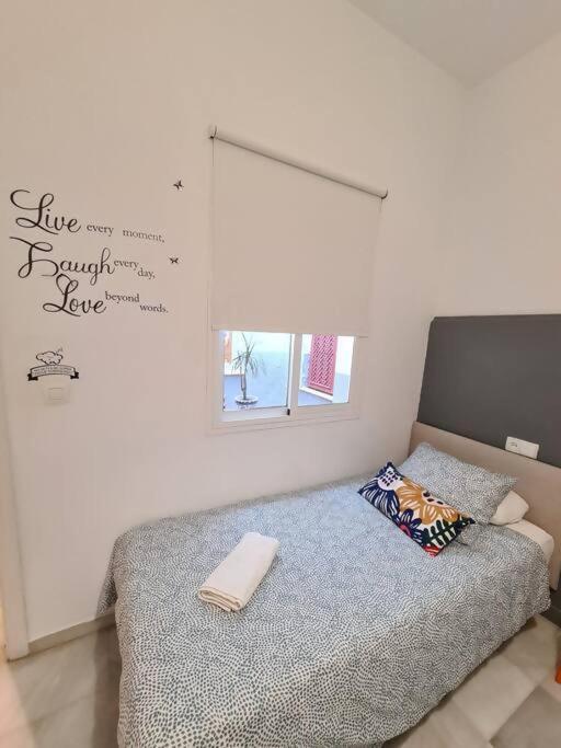 C Palacio Parking Segun Disponibilidad Sevilla Exteriör bild