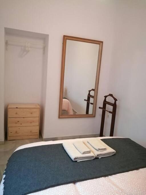 C Palacio Parking Segun Disponibilidad Sevilla Exteriör bild