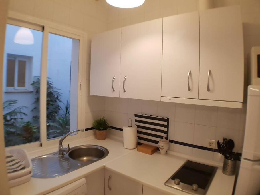 C Palacio Parking Segun Disponibilidad Sevilla Exteriör bild