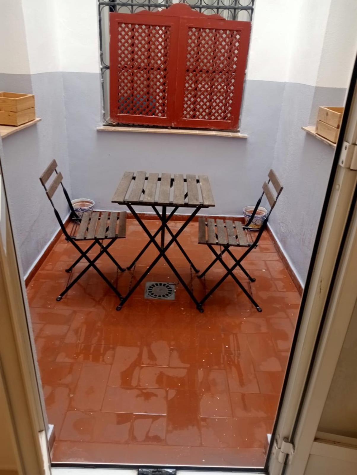 C Palacio Parking Segun Disponibilidad Sevilla Exteriör bild